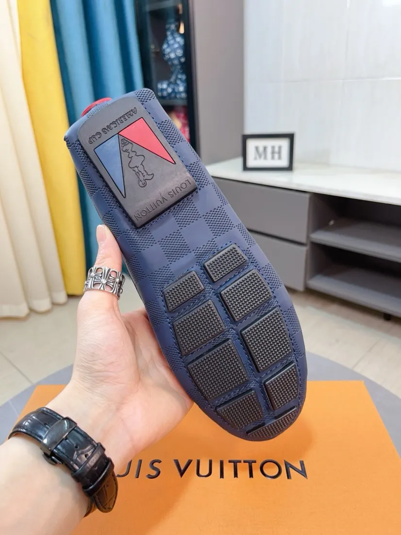 Men's men's shoes💰400🌹🌹[LV Louis Vuitton] New men's beanie shoes💝💝.. Top-grade imported cowhide embossed➕Comfortable leather lining. It is extremely skin-friendly and comfortable, feels very delicate, and the shape is very correct! Perfectly reflects the three-dimensional sense, code number: 38-44